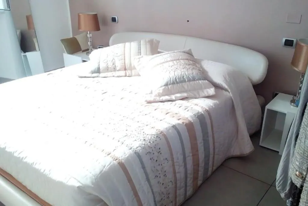 Nice Appartment In The Area Fair Milan 0*,  Italy