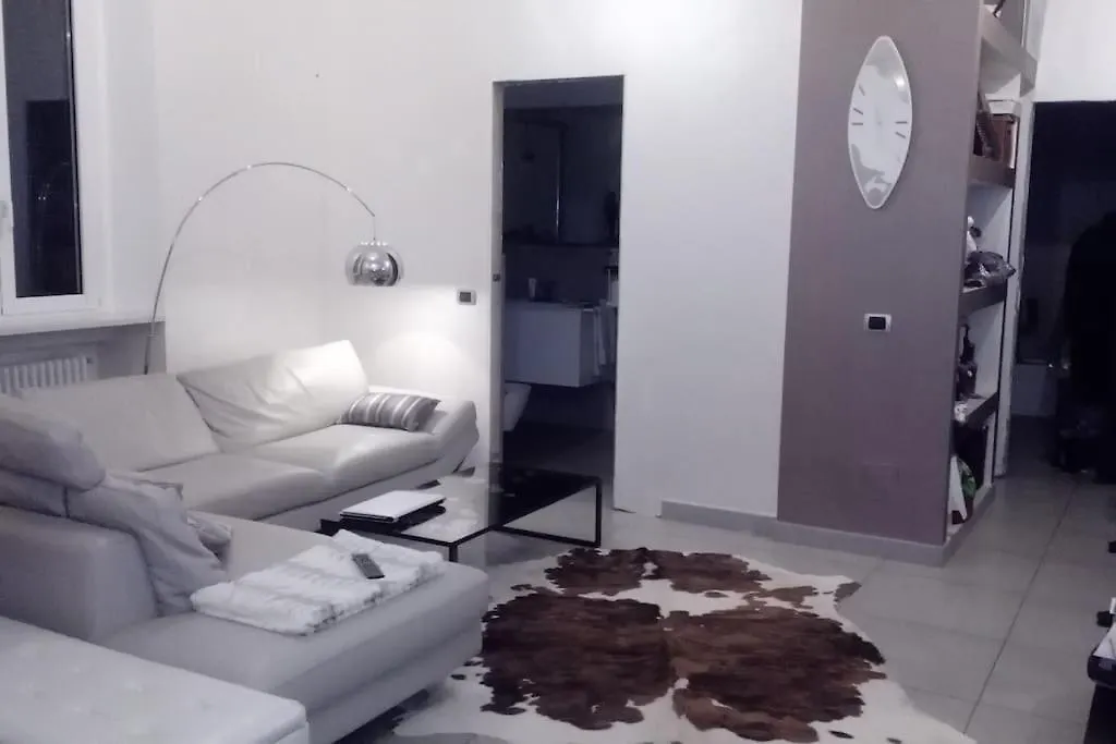 Nice Appartment In The Area Fair Milan Apartment